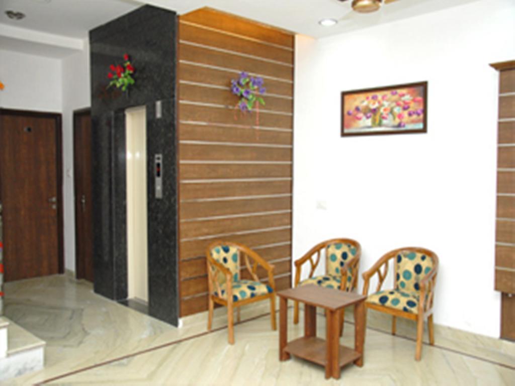 Hotel Holiday Comfort Амритсар Екстериор снимка